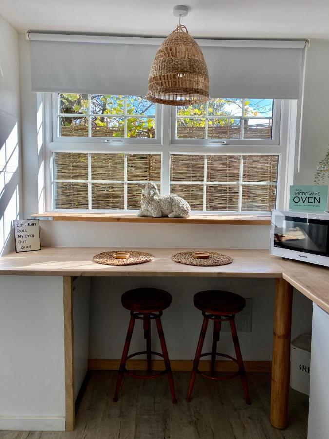 Little Limes An Adorable Little Suffolk Getaway With Outside Space Near Woodbridge Eyke المظهر الخارجي الصورة
